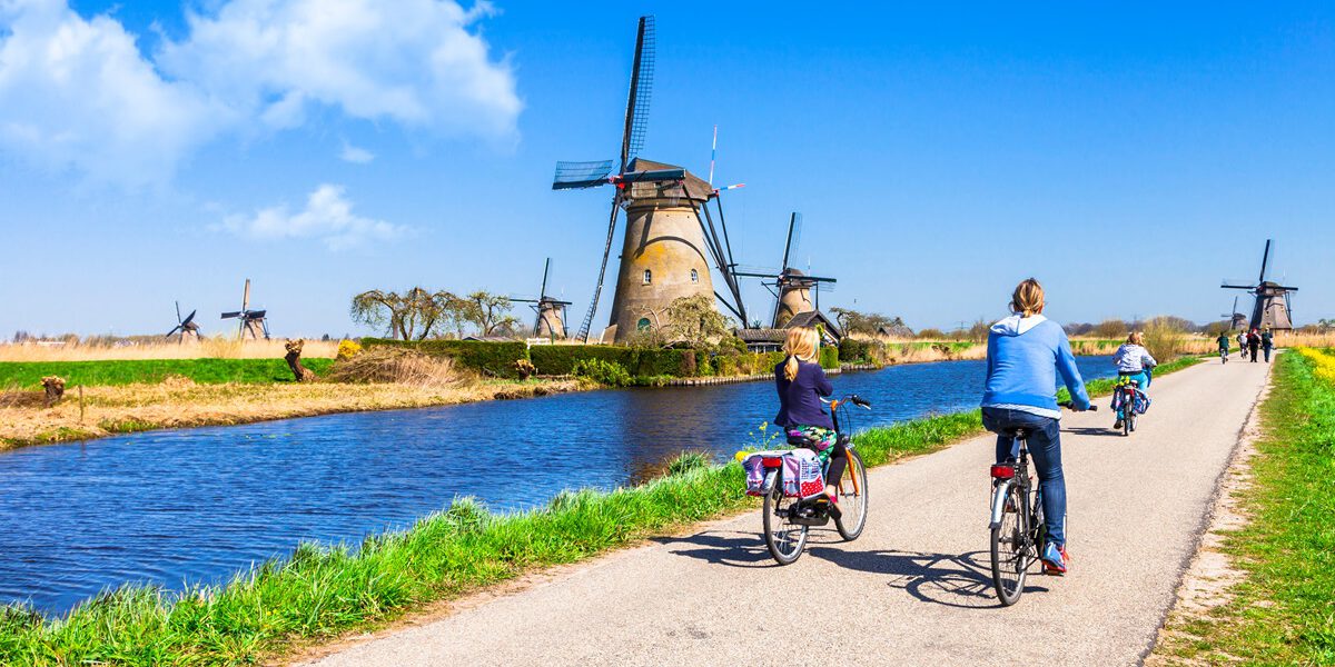Verken Nederland op de fiets: 10 unieke fietsroutes