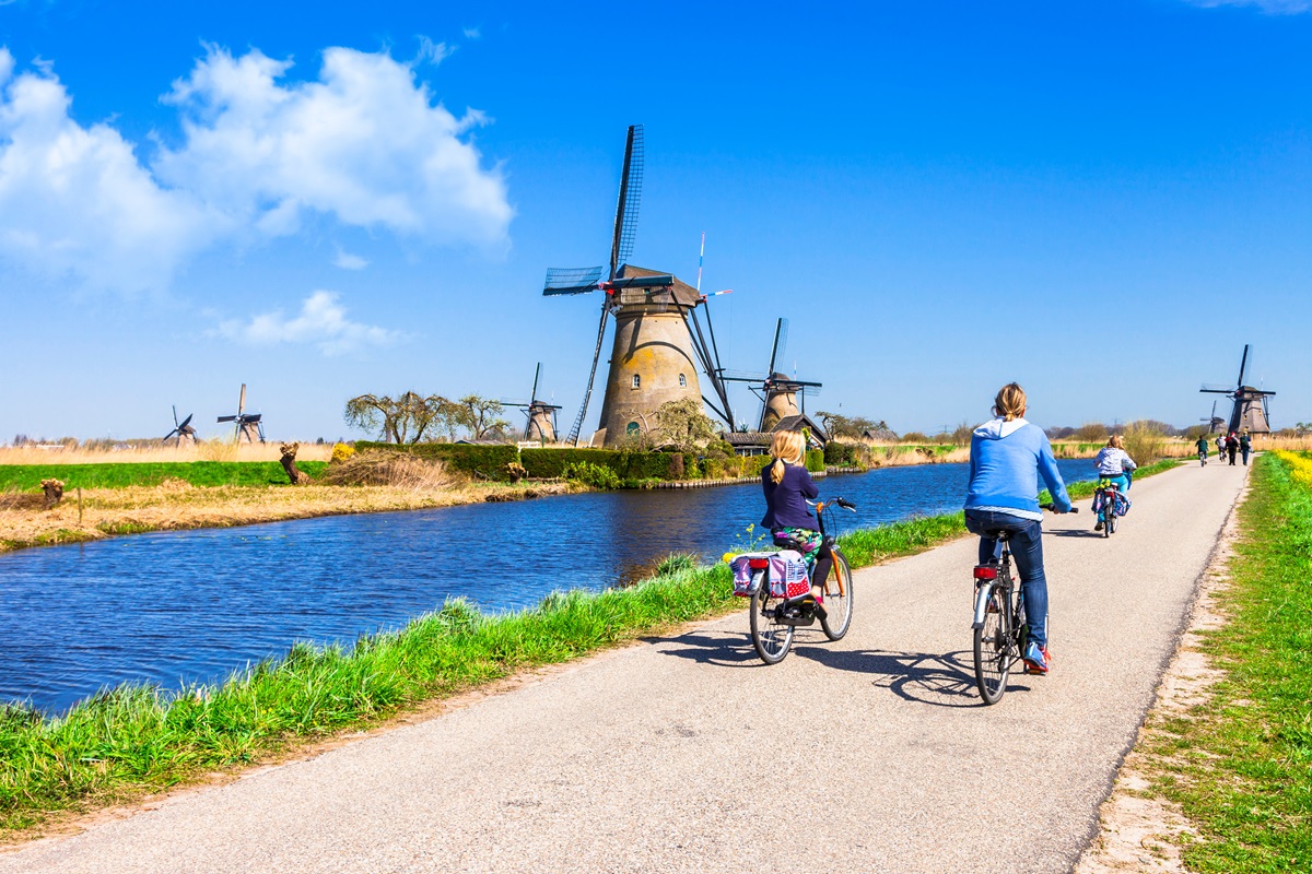 Verken Nederland op de fiets: 10 unieke fietsroutes